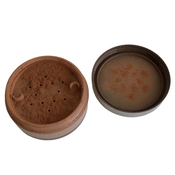 Mary Kay Mineral Powder Foundation Bronze 3 - Picture 2 of 7